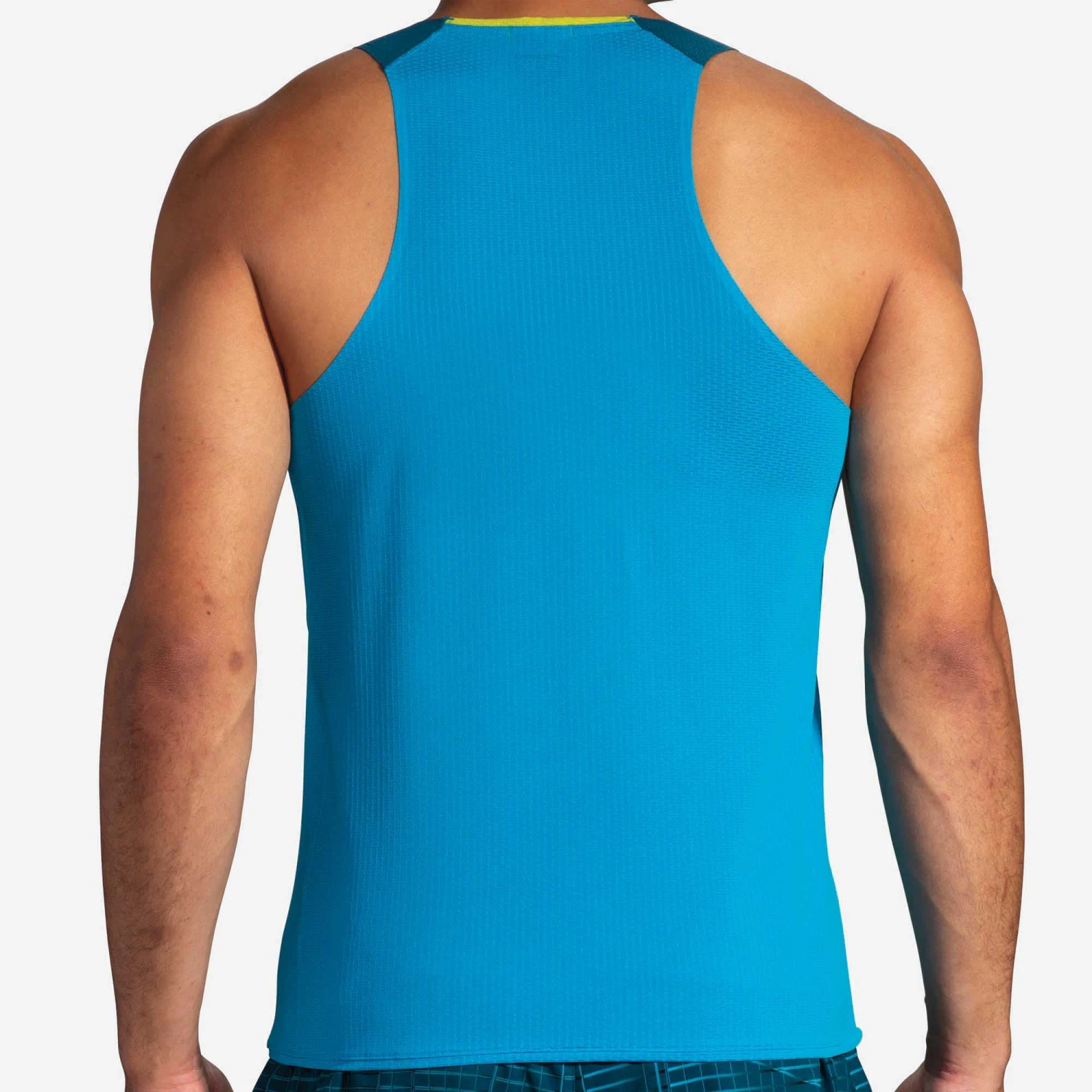 Brooks | Men's Atmosphere Singlet - Image 2