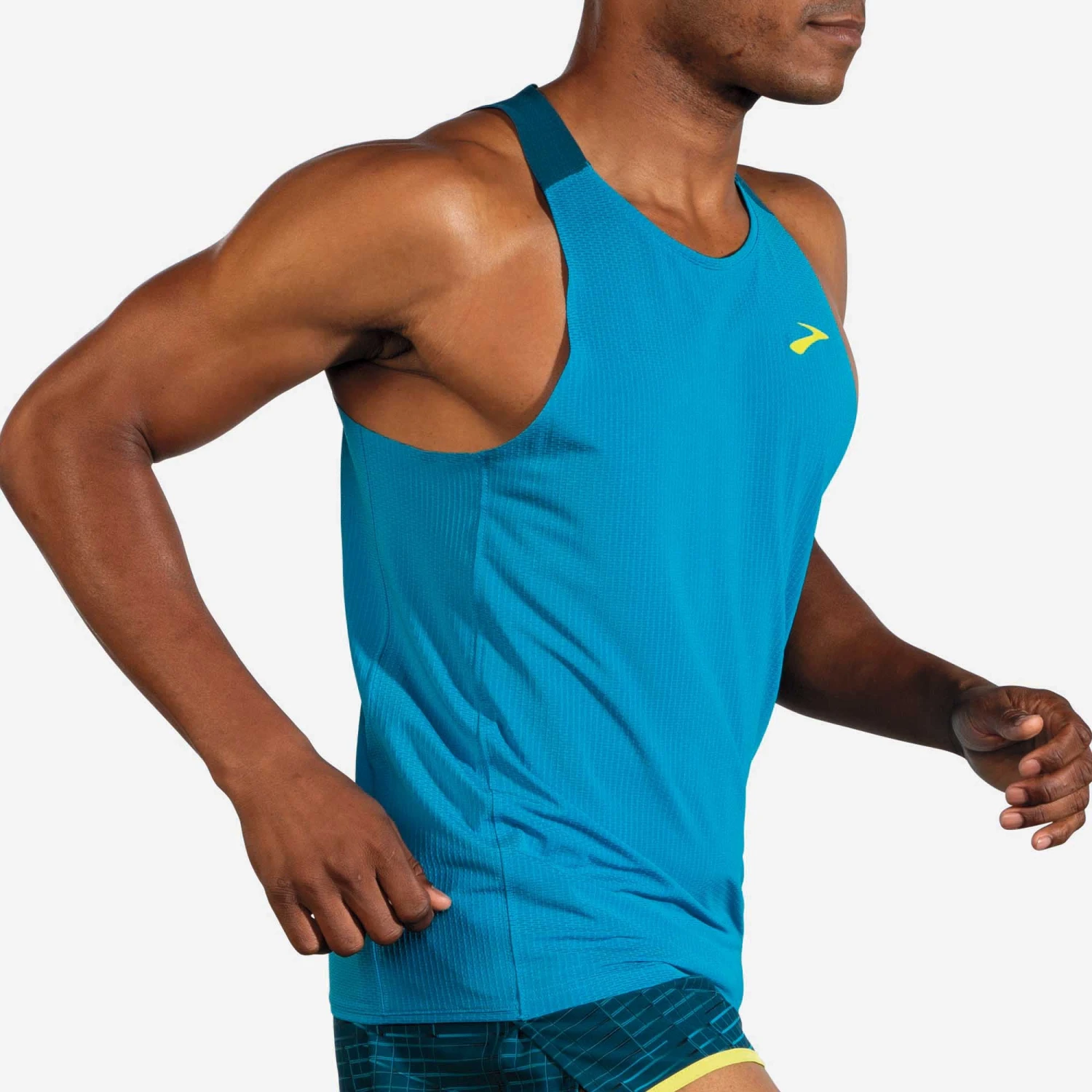 Brooks | Men's Atmosphere Singlet - Image 4