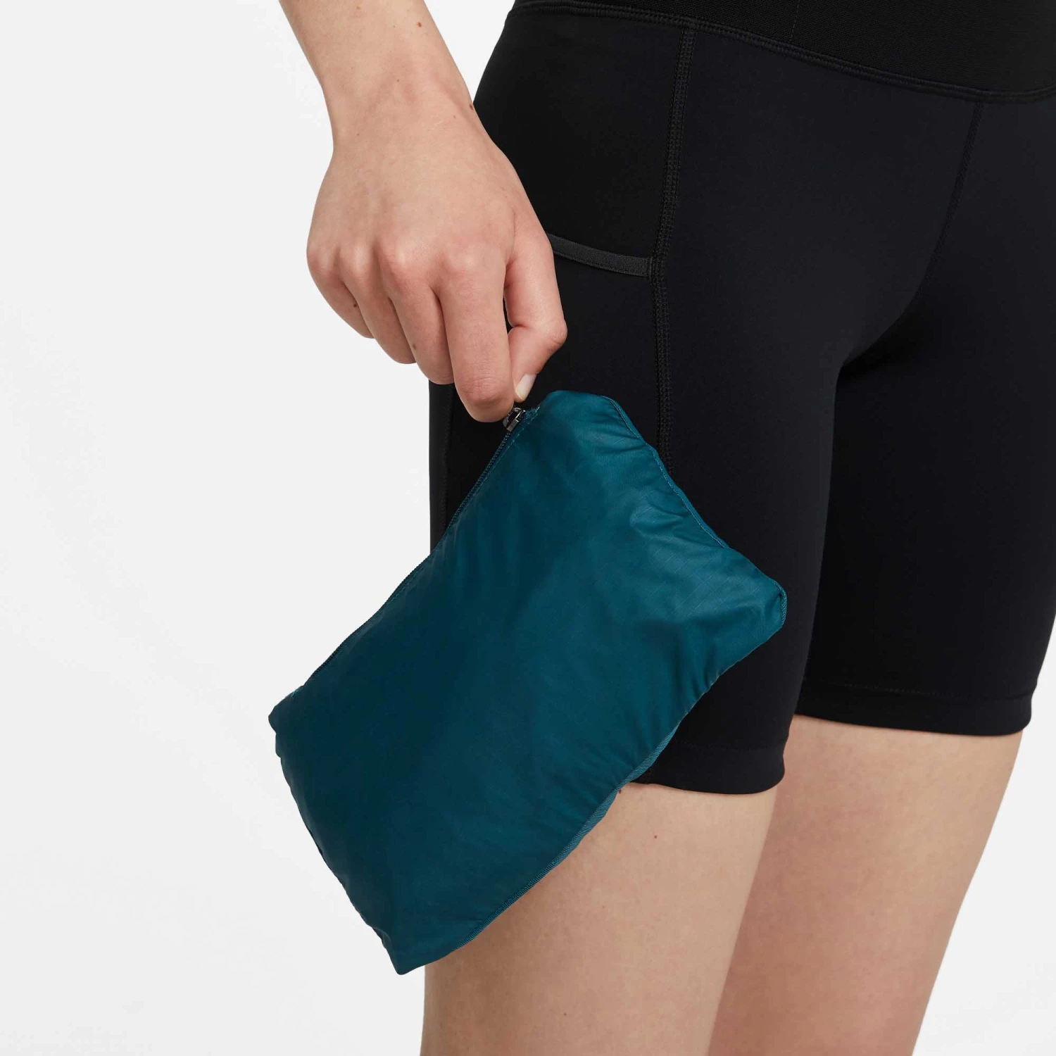 Nike | Women's SF Trail Jacket - Image 8