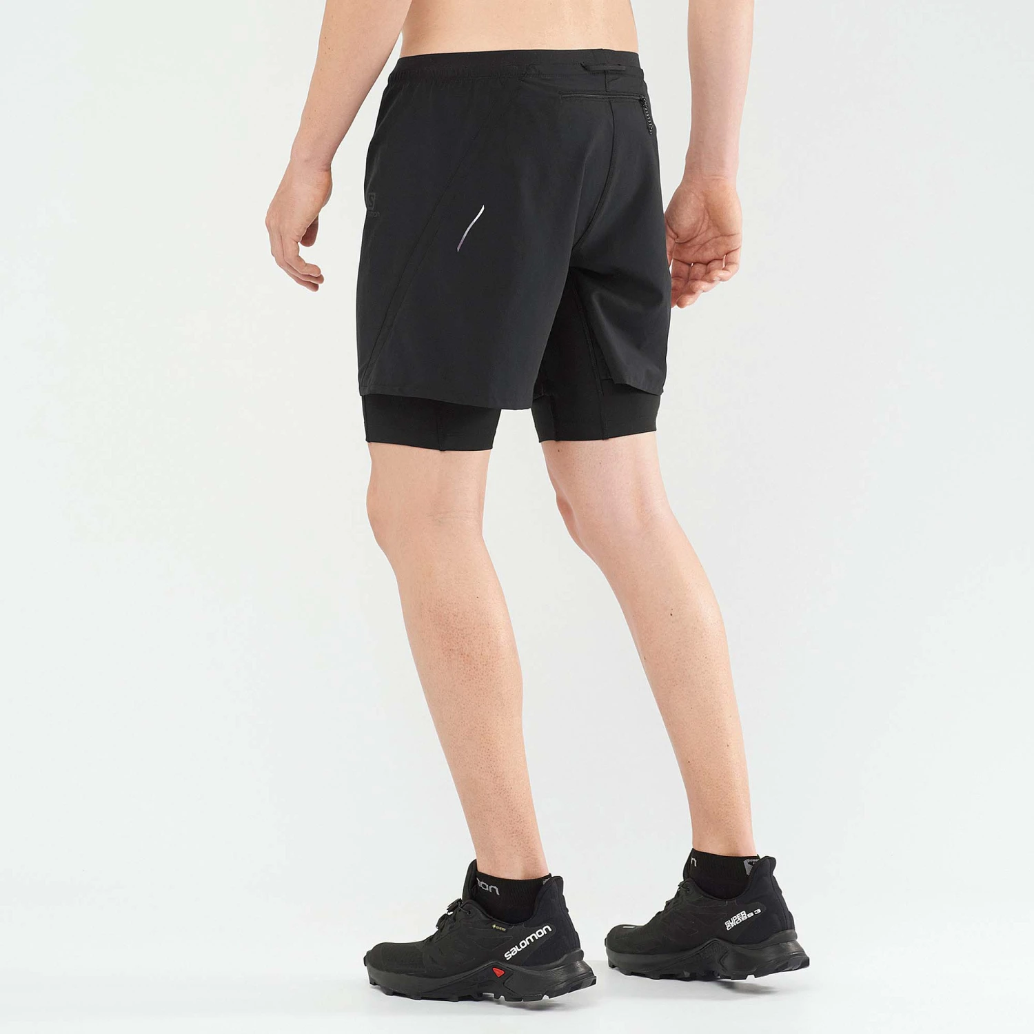 Salomon | Men's Cross Twinskin Shorts - Deep Black - Image 4