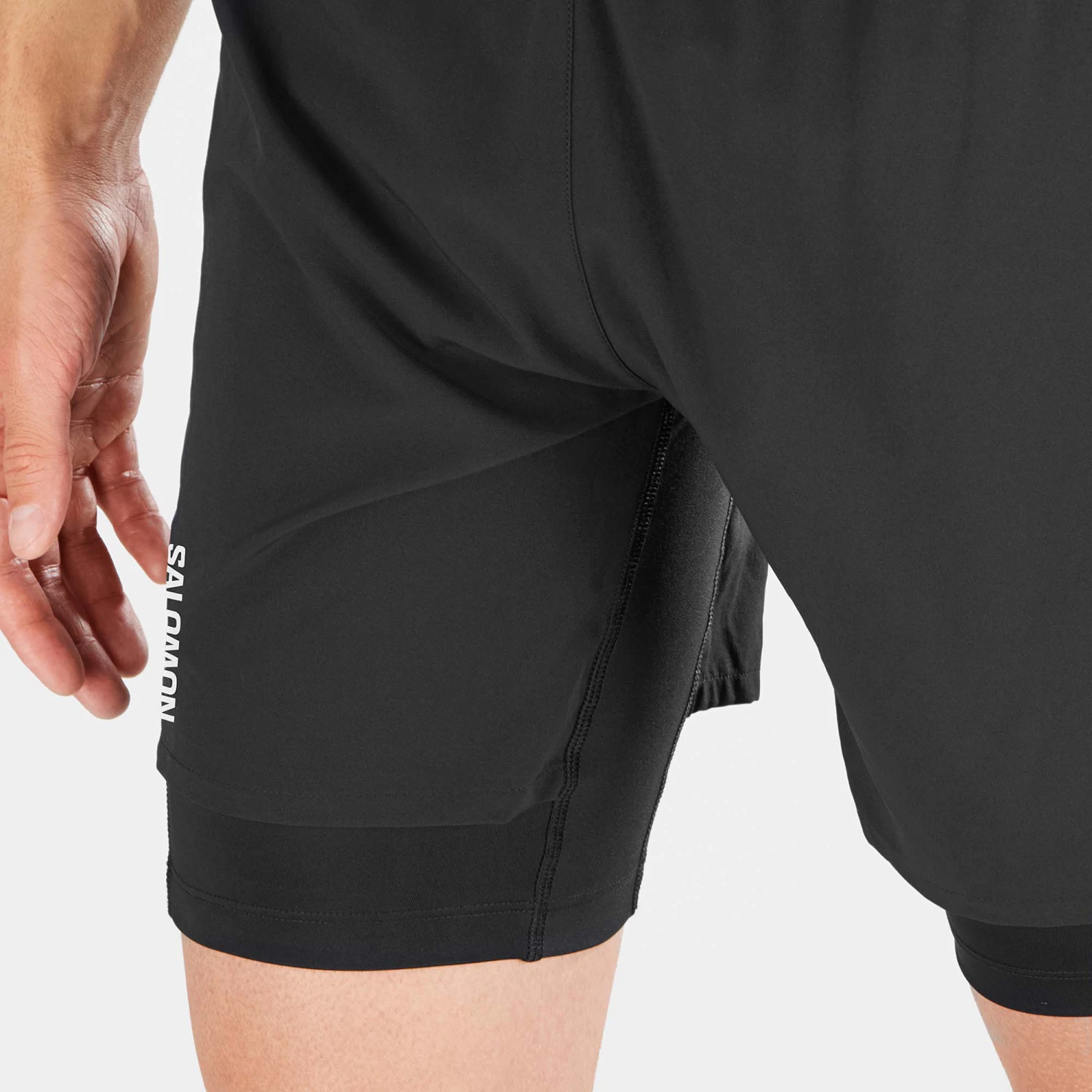 Salomon | Men's Cross Twinskin Shorts - Deep Black - Image 7